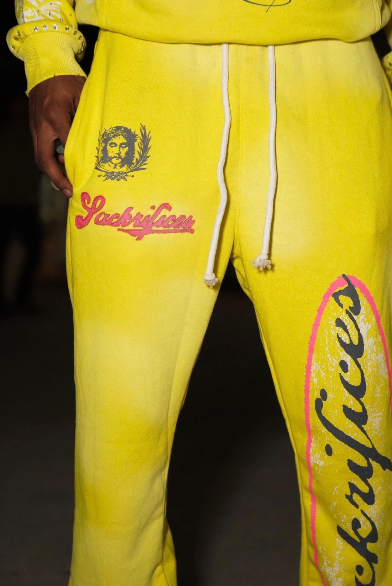 スラックス Doublet 17s/s CHAOS PANTS YELLOW M Chaos” - Yellow Pants